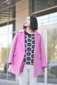 white-pants-street-style