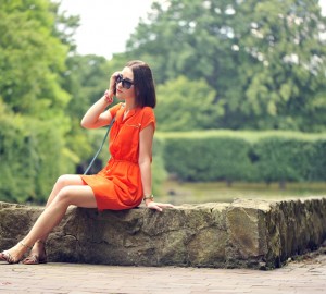 pomarańczowa-sukienka-stylizacja