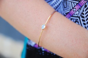 bransoletka-z-łezką