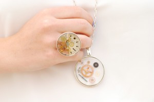 biżuteria-z-części-zegarków