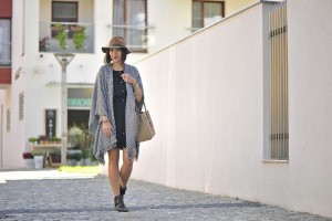 stylizacja-z-kapeluszem