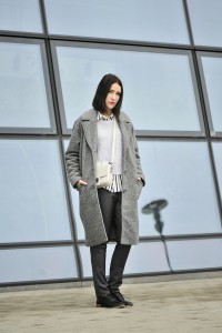 grey-coat-street-fashion
