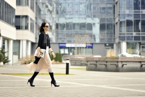pleated-skirt-street-fashion