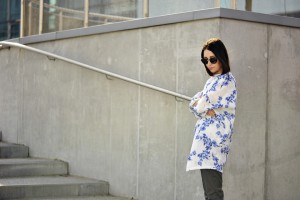 coat-floral-print-street-fashion