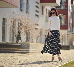 spódnica-w-grochy