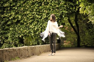 blouse-with-fringe-street-fashion