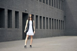 black-vest-street-fashion