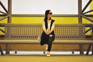 white-blouse-street-fashion