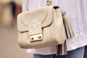 moschino-bag