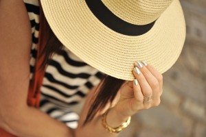 straw-hat-outfit