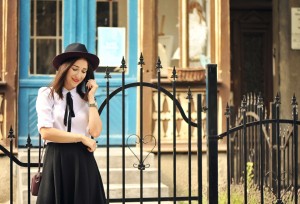 black-bow-blouse-street-style
