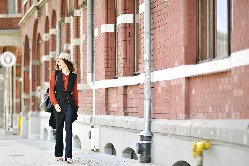 denim-flare-street-style