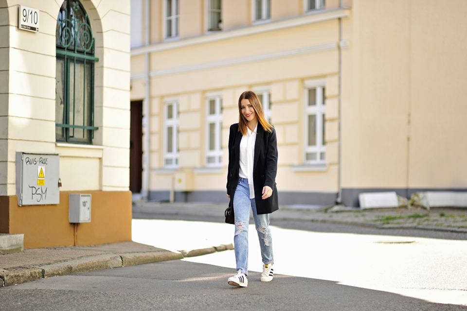 koszula-z-fontaziem-stylizacja