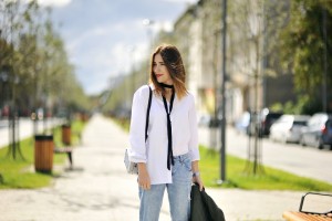 black-skinny-scarf-street-style
