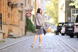 asymmetric-skirt-street-style