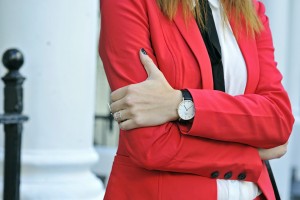 red-suit-street-style