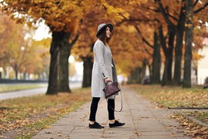 do-czego-nosić-trampki