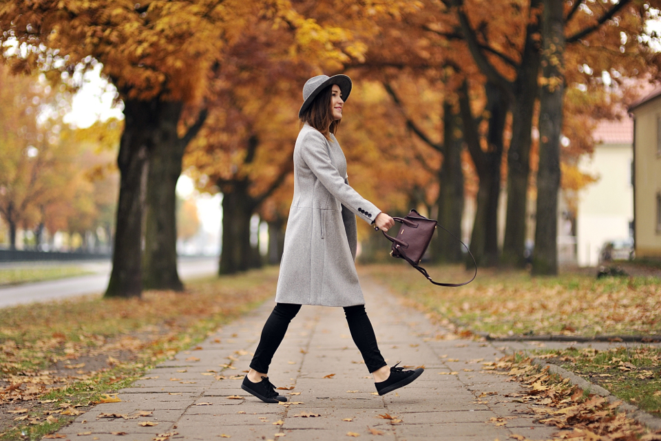 stylizacja-z-trampkami