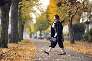 oversizowa-kurtka-jak-nosić