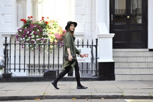 stylizacja-z-kapeluszem