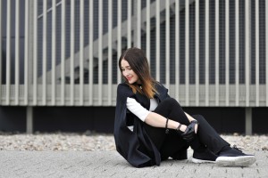 czarne-spodnie-w-kant-stylizacja