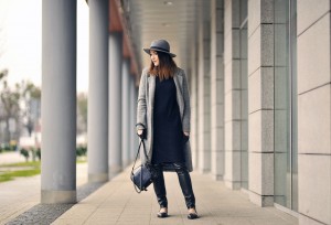 sweter-oversize-jak-nosić