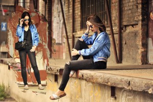 bomber jacket jak nosić