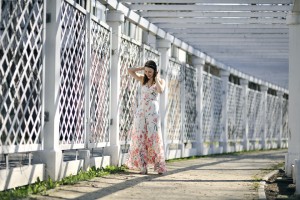 floral-print-dress-street-style