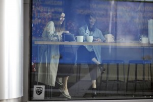 czy-bliskie-relacje-w-pracy-są-możliwe