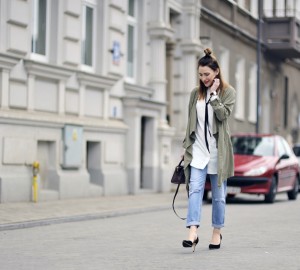 white-shirt-street-style