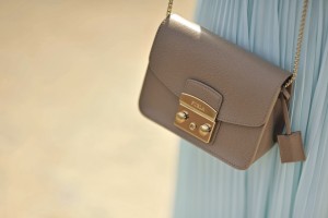 furla-metropolis-outfit