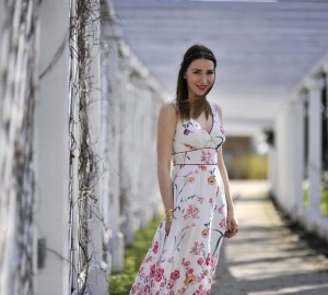 jak-nosić-długą-sukienkę