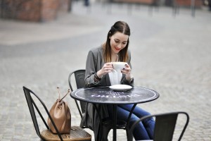 narzutka-khaki-stylizacja