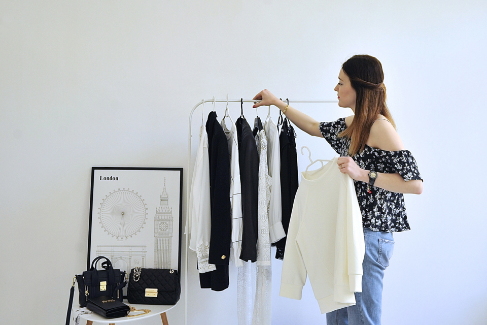 minimalist-wardrobe-scandinavian-inspiration