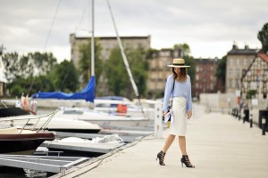 biała-spódnica-stylizacje