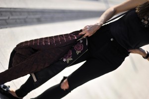 podarte-spodnie-jak-nosić