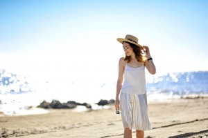 metaliczna-plisowana-spódnica-stylizacja