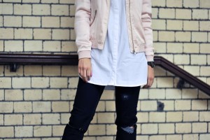 jak-zrobić-dziury-w-jeansach