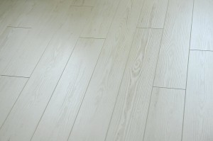 biała-podłoga-quick-step-eligna-perspective