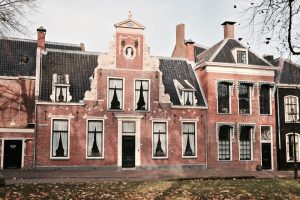 groningen-jak-dojechać-z-lotniska-do-centrum