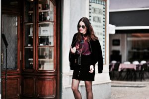 welurowy-bomber-jacket-jak-nosić-stylizacja