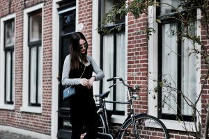 sukienka-i-golf-w-jednej-stylizacji