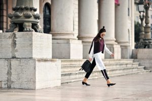 side-stripe-pants-outfit