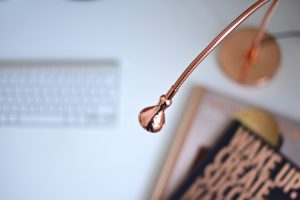 miedziane-dodatki-do-domu