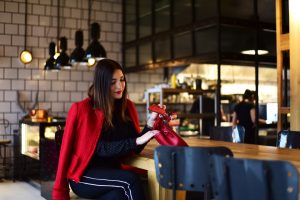 żakiet-boucle-w-stylu-chanel-stylizacja