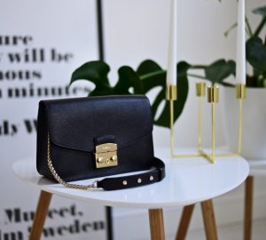 jak przechowywać torebki