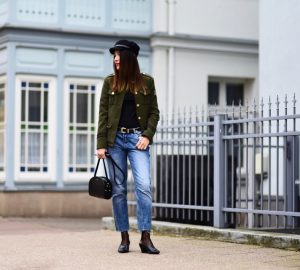 marynarka w stylu militarnym stylizacja