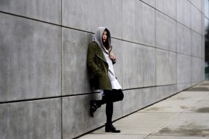 co-założyć-na-długi-lot-samolotem