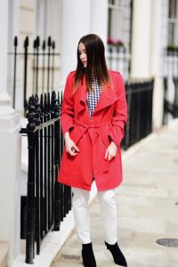 czerwony-trencz-stylizacja