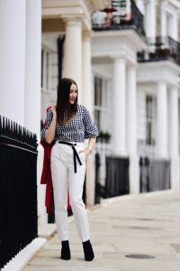 białe-spodnie-do-czego-nosić